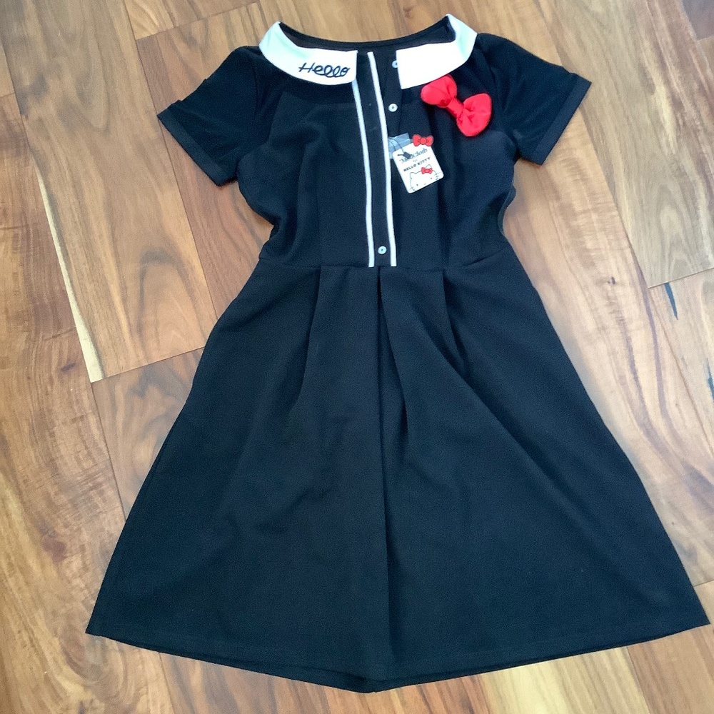 Modcloth for Hello Kitty Black Dress with Collar and Red Bow NWT medium